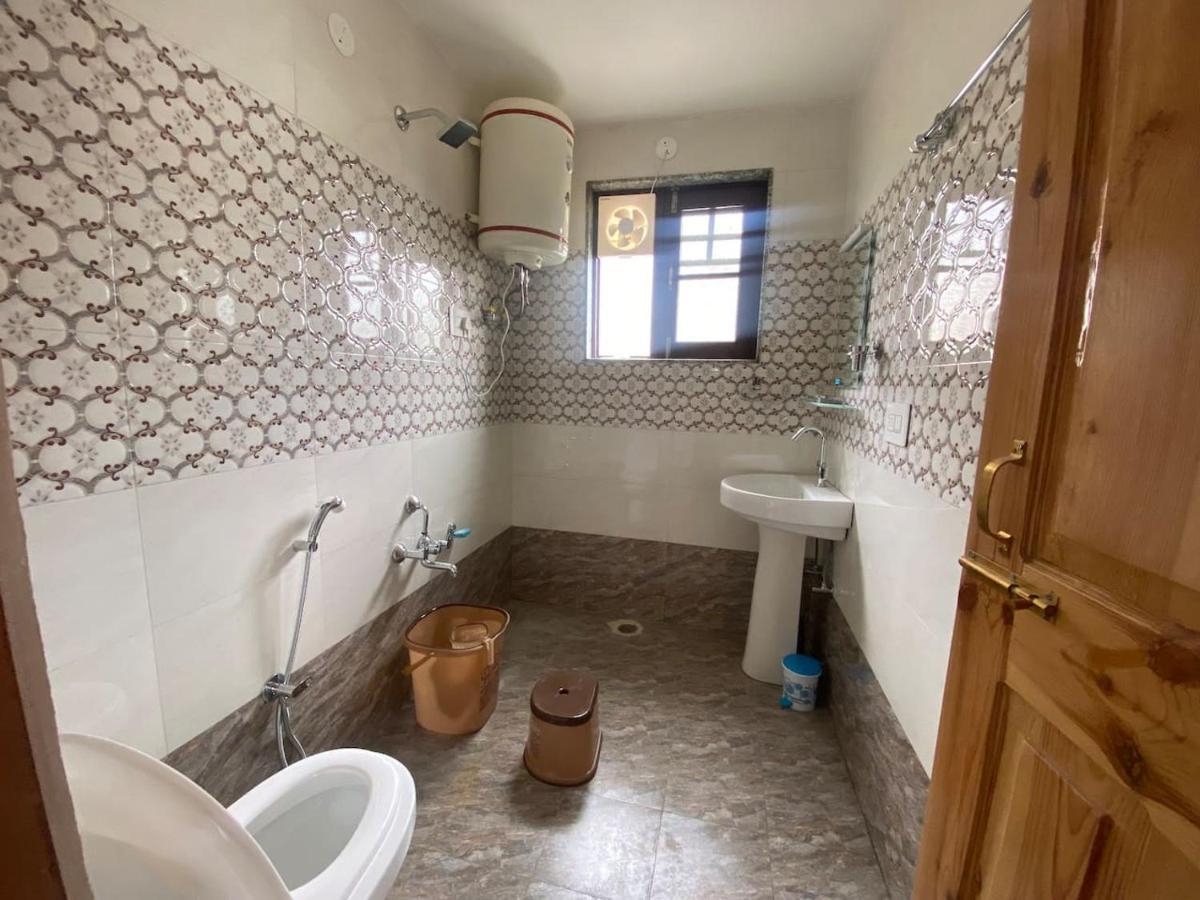 Penthouse Villa Сринагар Экстерьер фото